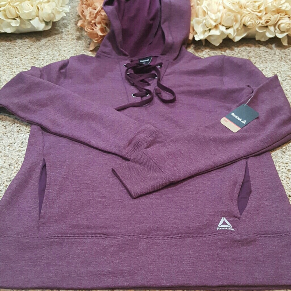 Sports pullover